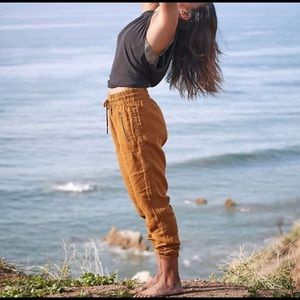 Athleta Cabo Linen Jogger - Mustard